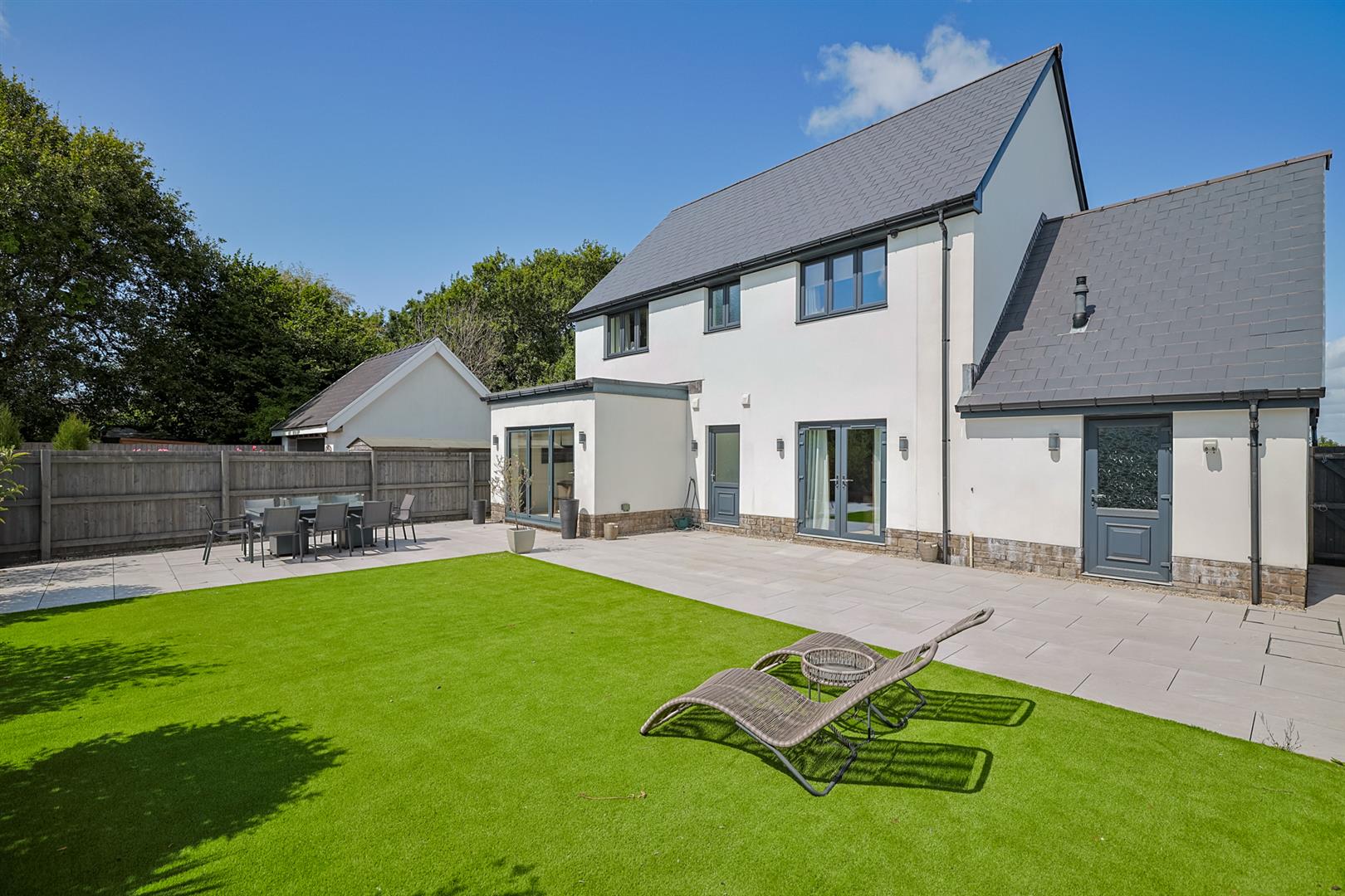 2 Beaumont Grove, Upper Killay, Swansea, SA2 7BJ